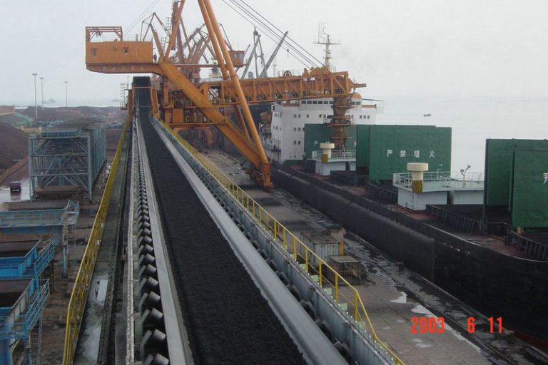 Coal handling port conveyors